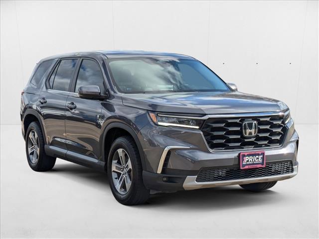 used 2023 Honda Pilot car, priced at $32,995