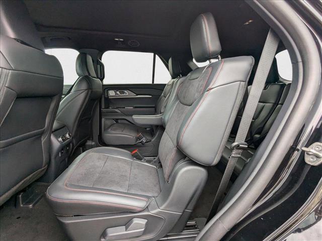 new 2025 Ford Explorer car, priced at $55,051