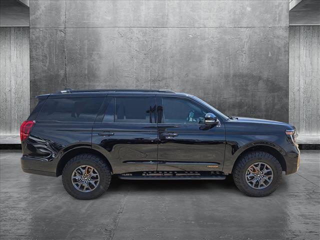 new 2025 Ford Expedition car, priced at $80,667