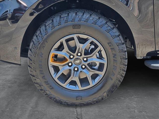 new 2025 Ford Expedition car, priced at $80,667