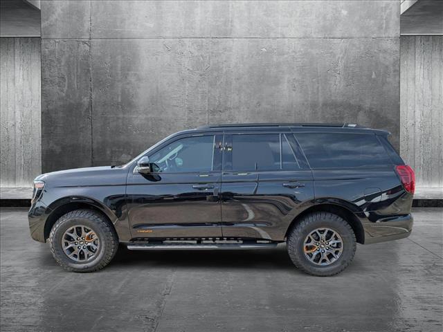 new 2025 Ford Expedition car, priced at $80,676