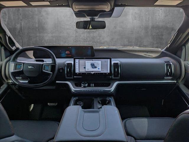 new 2025 Ford Expedition car, priced at $80,676