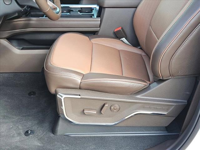 new 2025 Ford F-250 car, priced at $94,995