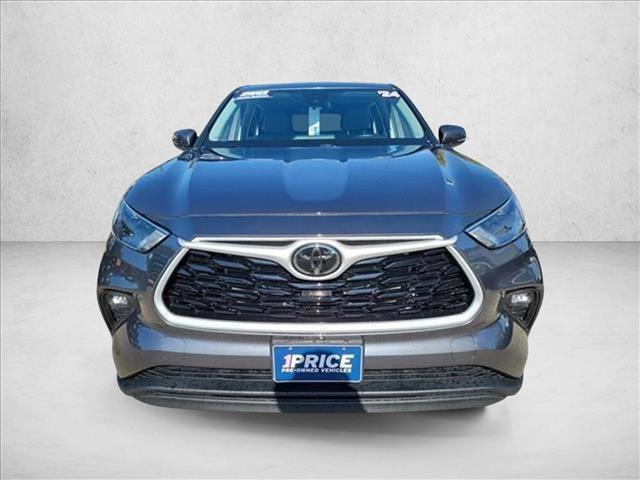 used 2024 Toyota Highlander car, priced at $37,374