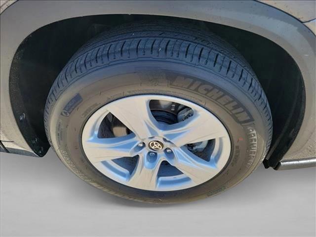 used 2024 Toyota Highlander car, priced at $37,374