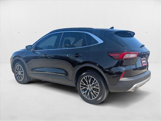 new 2025 Ford Escape PHEV car, priced at $27,277