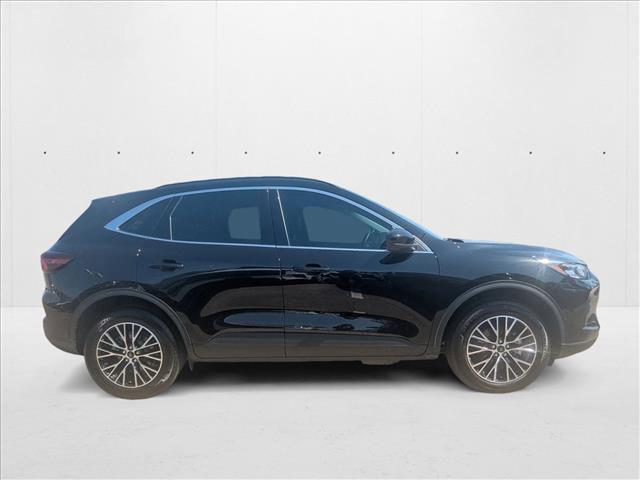 new 2025 Ford Escape PHEV car, priced at $27,277