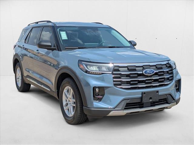 new 2025 Ford Explorer car, priced at $38,324