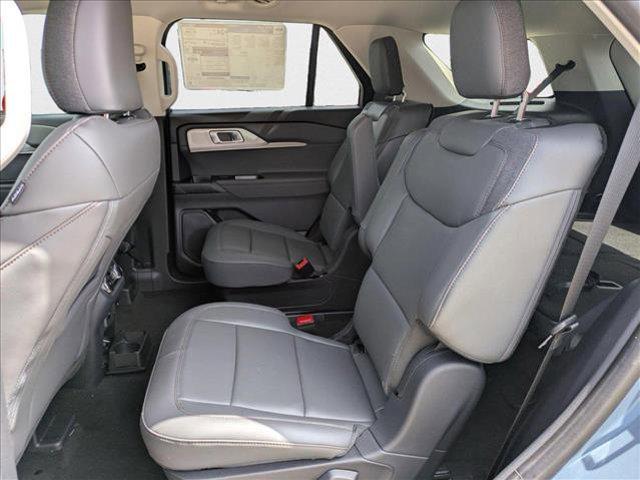 new 2025 Ford Explorer car, priced at $38,324