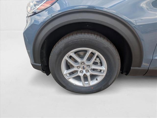 new 2025 Ford Explorer car, priced at $36,056