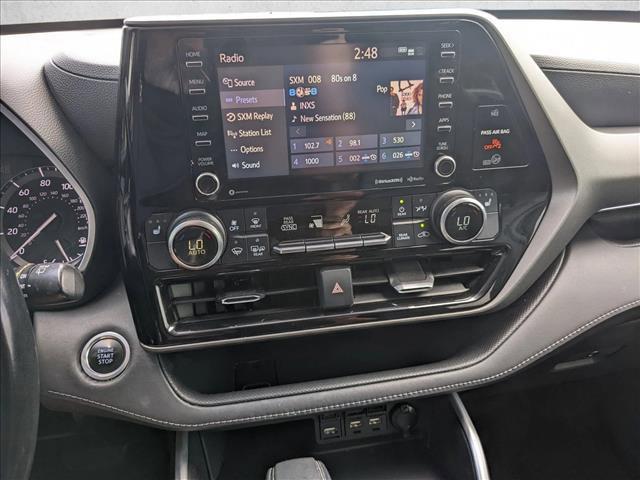 used 2020 Toyota Highlander car, priced at $30,399