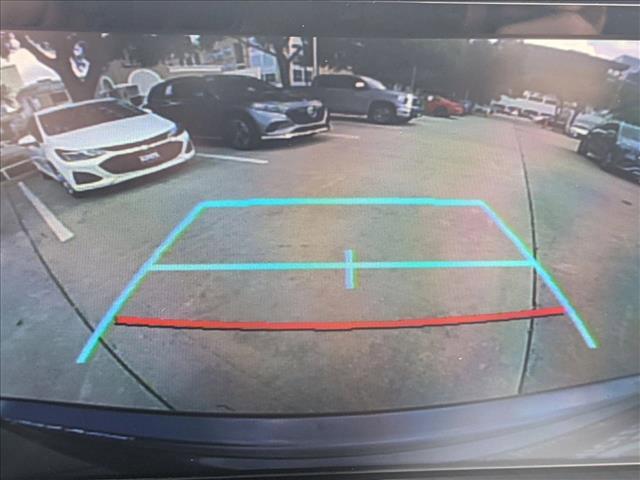 used 2020 Toyota Highlander car, priced at $30,399