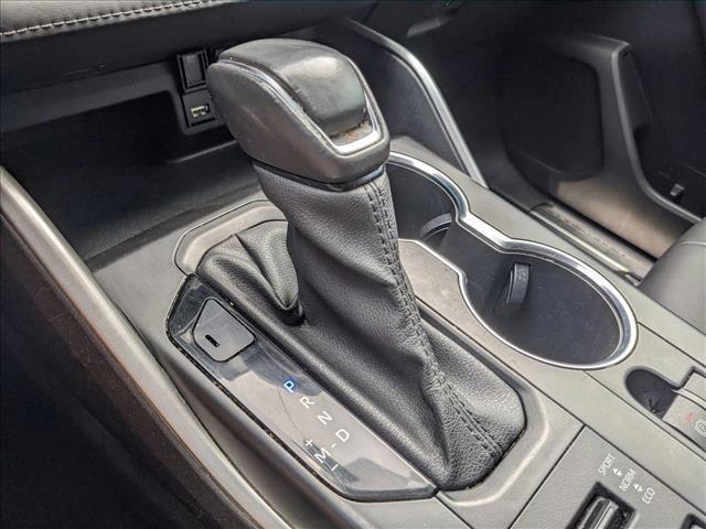 used 2020 Toyota Highlander car, priced at $30,399