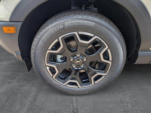 new 2025 Ford Bronco Sport car, priced at $33,751