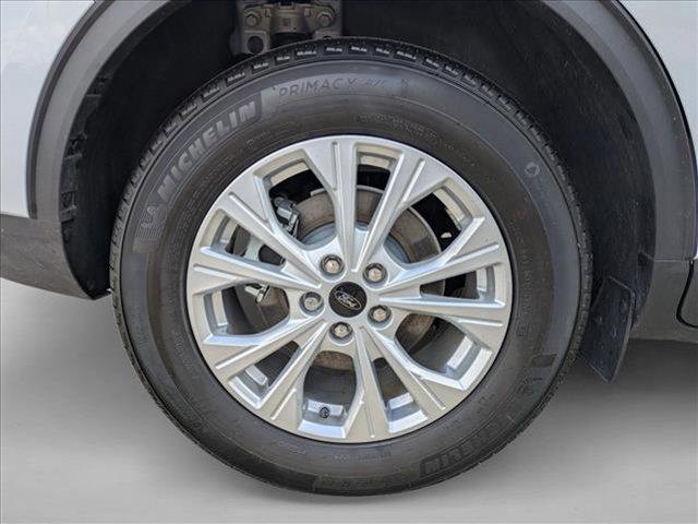 new 2025 Ford Escape car, priced at $22,777