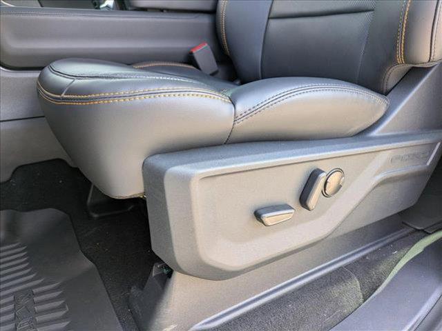 new 2025 Ford Expedition car, priced at $80,667