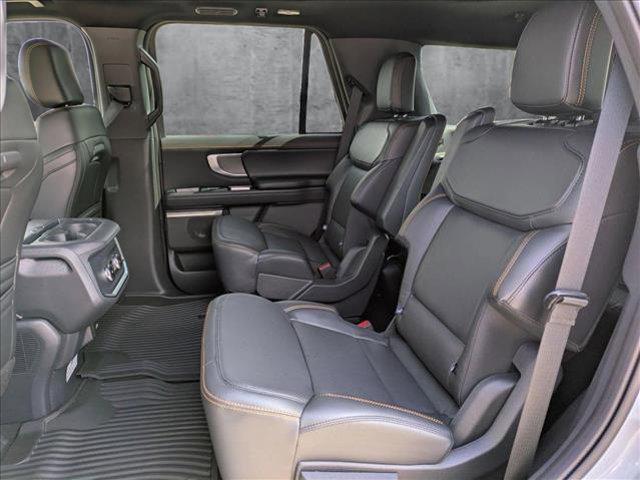 new 2025 Ford Expedition car, priced at $80,667