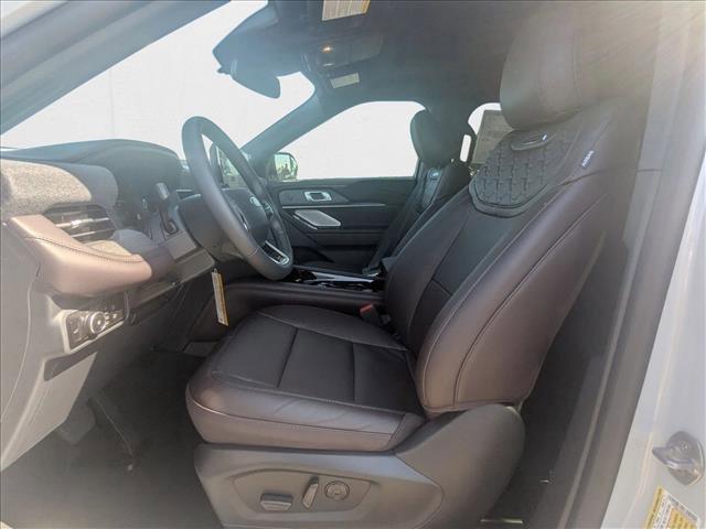 new 2025 Ford Explorer car, priced at $54,212