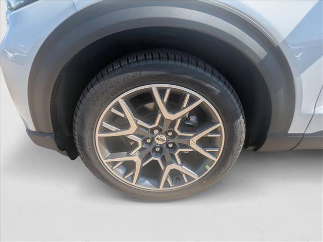 new 2025 Ford Explorer car, priced at $54,212