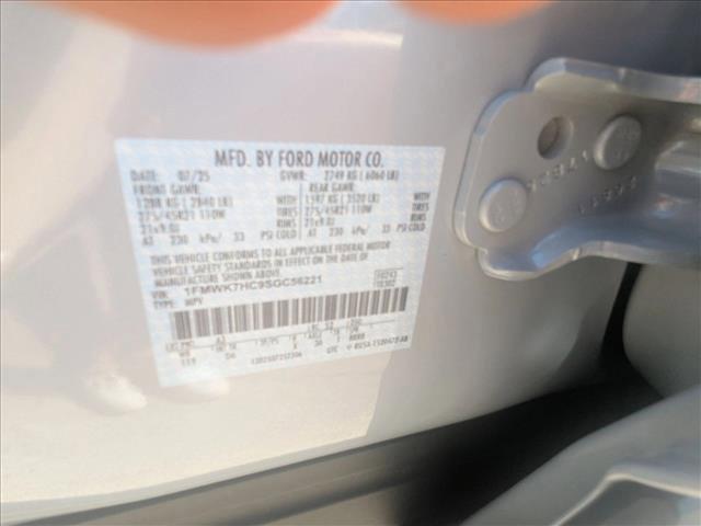 new 2025 Ford Explorer car, priced at $54,212