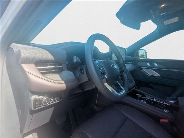 new 2025 Ford Explorer car, priced at $54,212