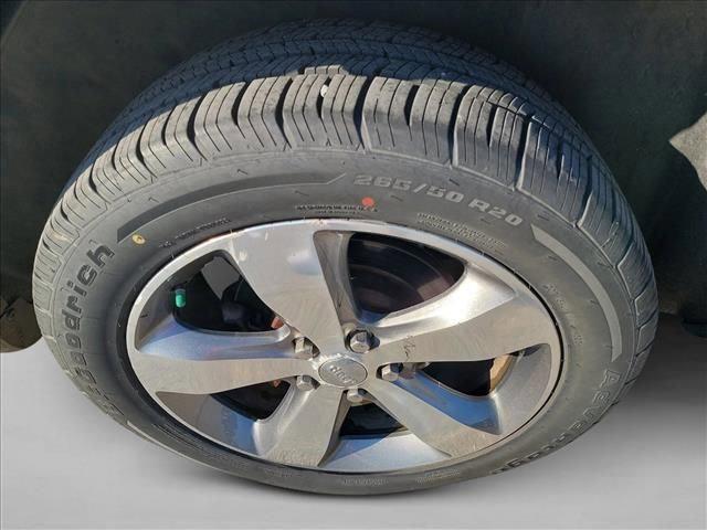 used 2015 Jeep Grand Cherokee car, priced at $13,795