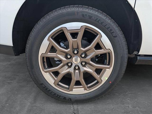 new 2025 Ford Expedition Max car, priced at $86,402
