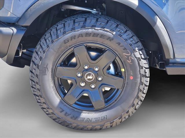 new 2025 Ford Bronco car, priced at $48,642