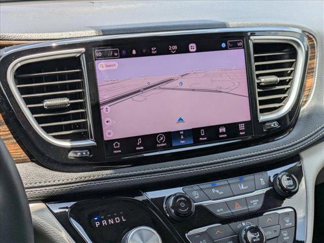 used 2023 Chrysler Pacifica car, priced at $24,703