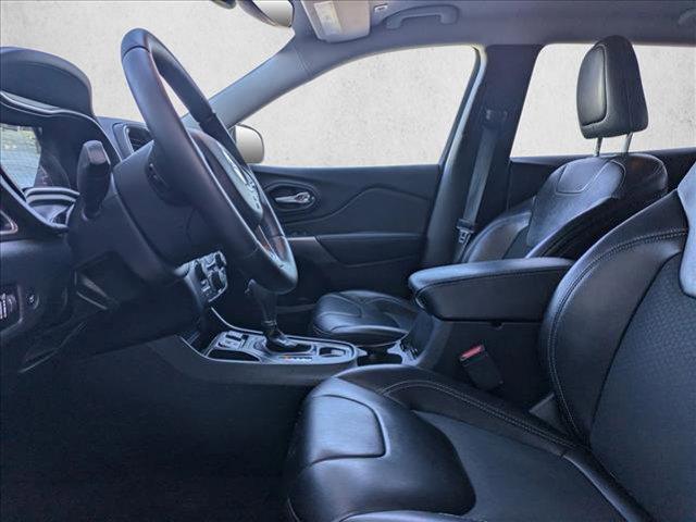 used 2019 Jeep Cherokee car, priced at $15,295