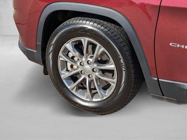 used 2019 Jeep Cherokee car, priced at $15,295