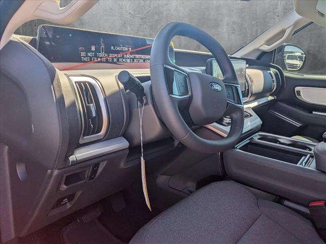 new 2025 Ford Expedition car, priced at $62,412
