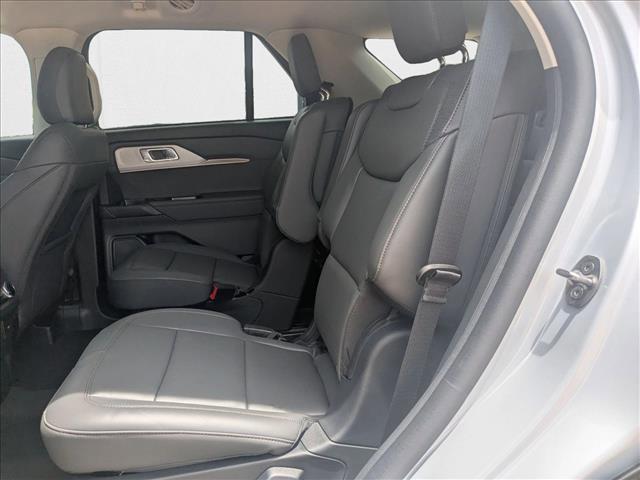 new 2025 Ford Explorer car, priced at $38,902