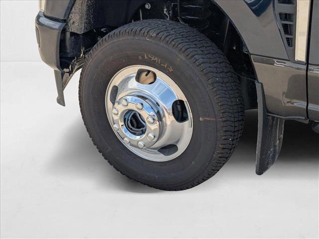 new 2025 Ford F-350 car, priced at $95,995