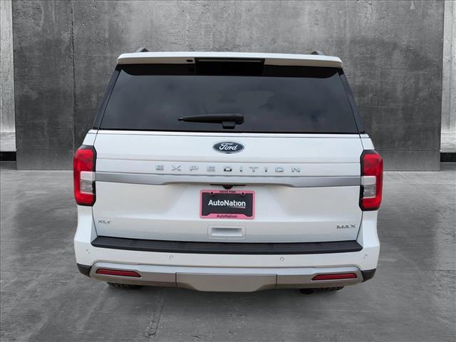 new 2024 Ford Expedition car, priced at $58,718