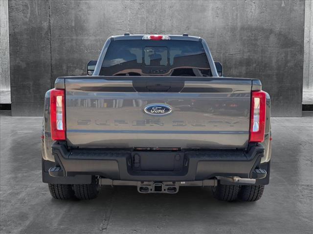 new 2025 Ford F-350 car, priced at $70,340