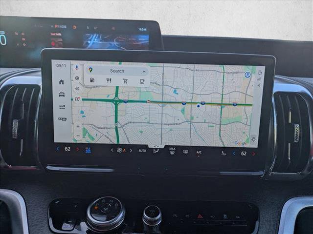 new 2025 Ford Expedition car, priced at $81,640