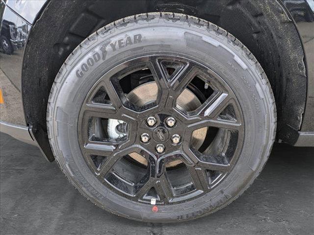 new 2025 Ford Maverick car, priced at $36,061