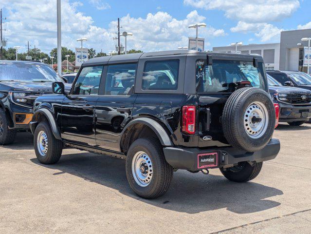 new 2025 Ford Bronco car, priced at $42,648