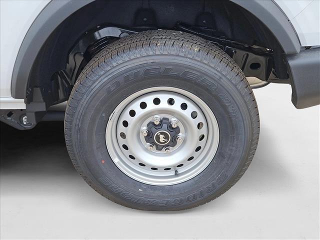 new 2025 Ford Bronco car, priced at $33,495