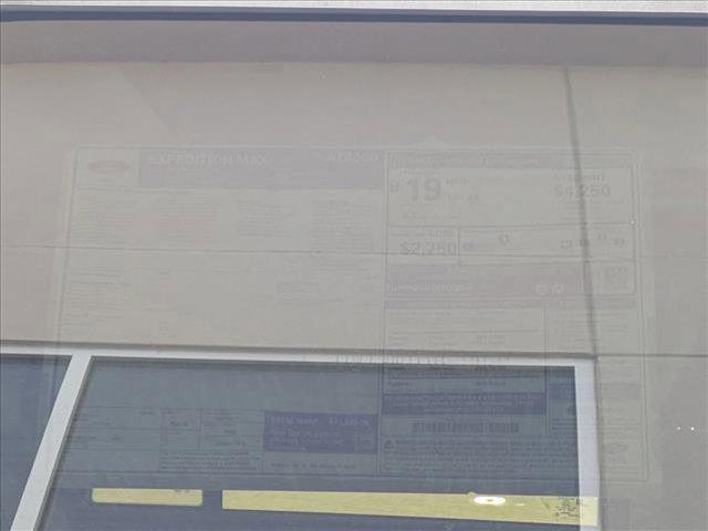 new 2025 Ford Expedition Max car, priced at $70,212