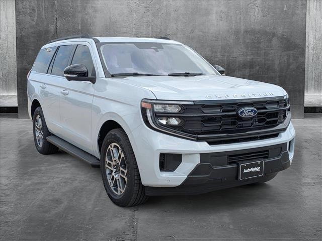 new 2025 Ford Expedition car, priced at $66,056