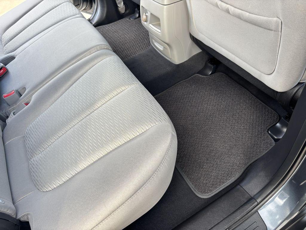 used 2009 Hyundai Santa Fe car, priced at $5,495