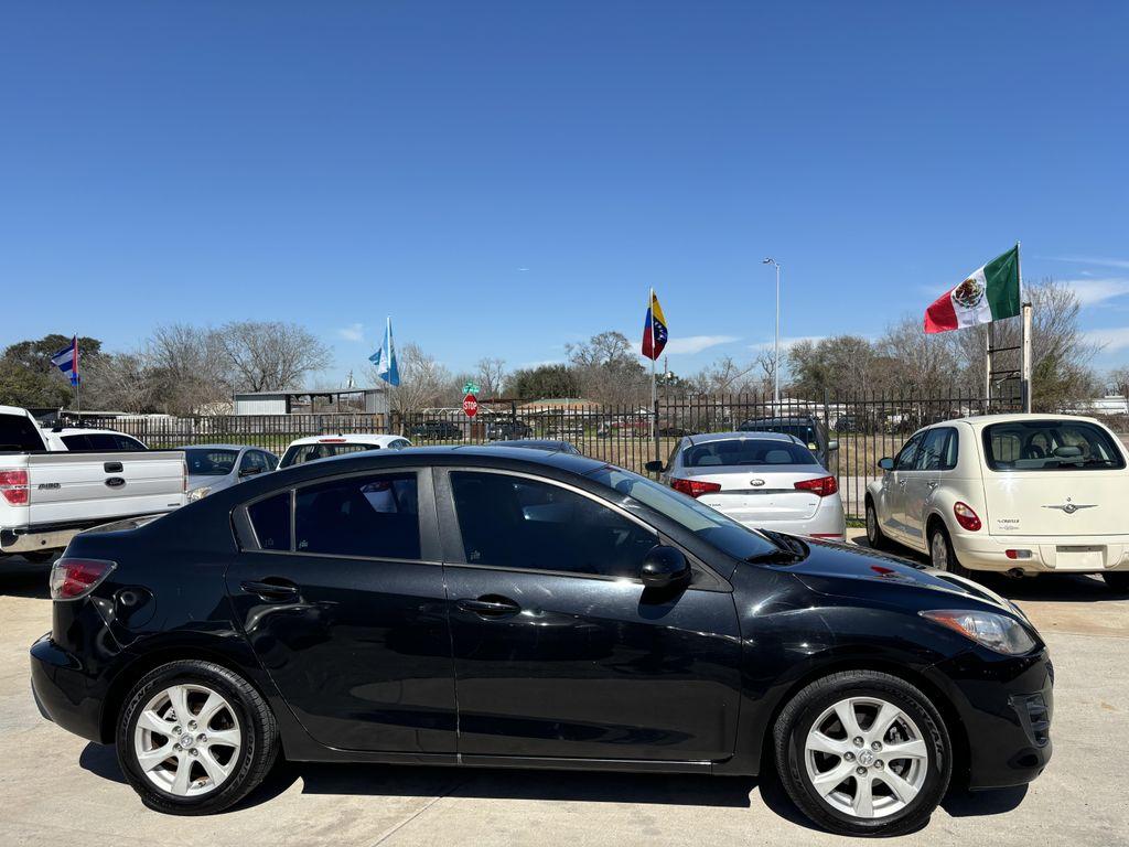 used 2010 Mazda Mazda3 car, priced at $5,495