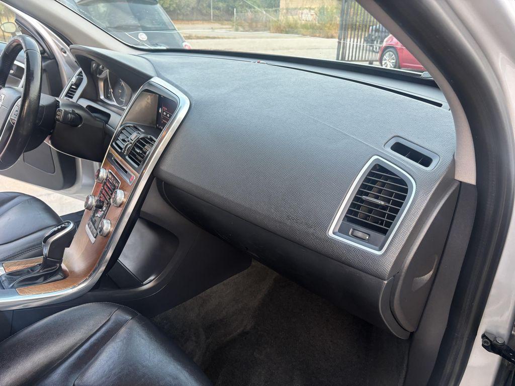 used 2017 Volvo XC60 car, priced at $6,495