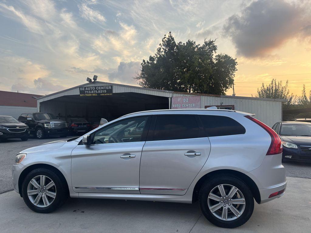 used 2017 Volvo XC60 car, priced at $6,495