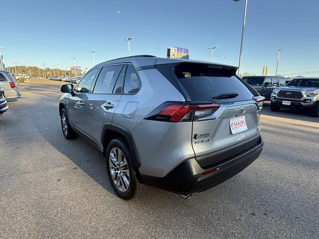 used 2021 Toyota RAV4 car, priced at $28,443