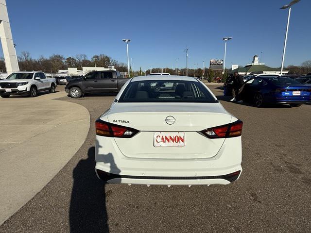 used 2023 Nissan Altima car, priced at $20,750