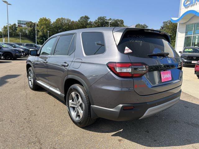 new 2025 Honda Pilot car, priced at $44,895