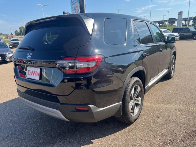 used 2025 Honda Pilot car, priced at $42,018